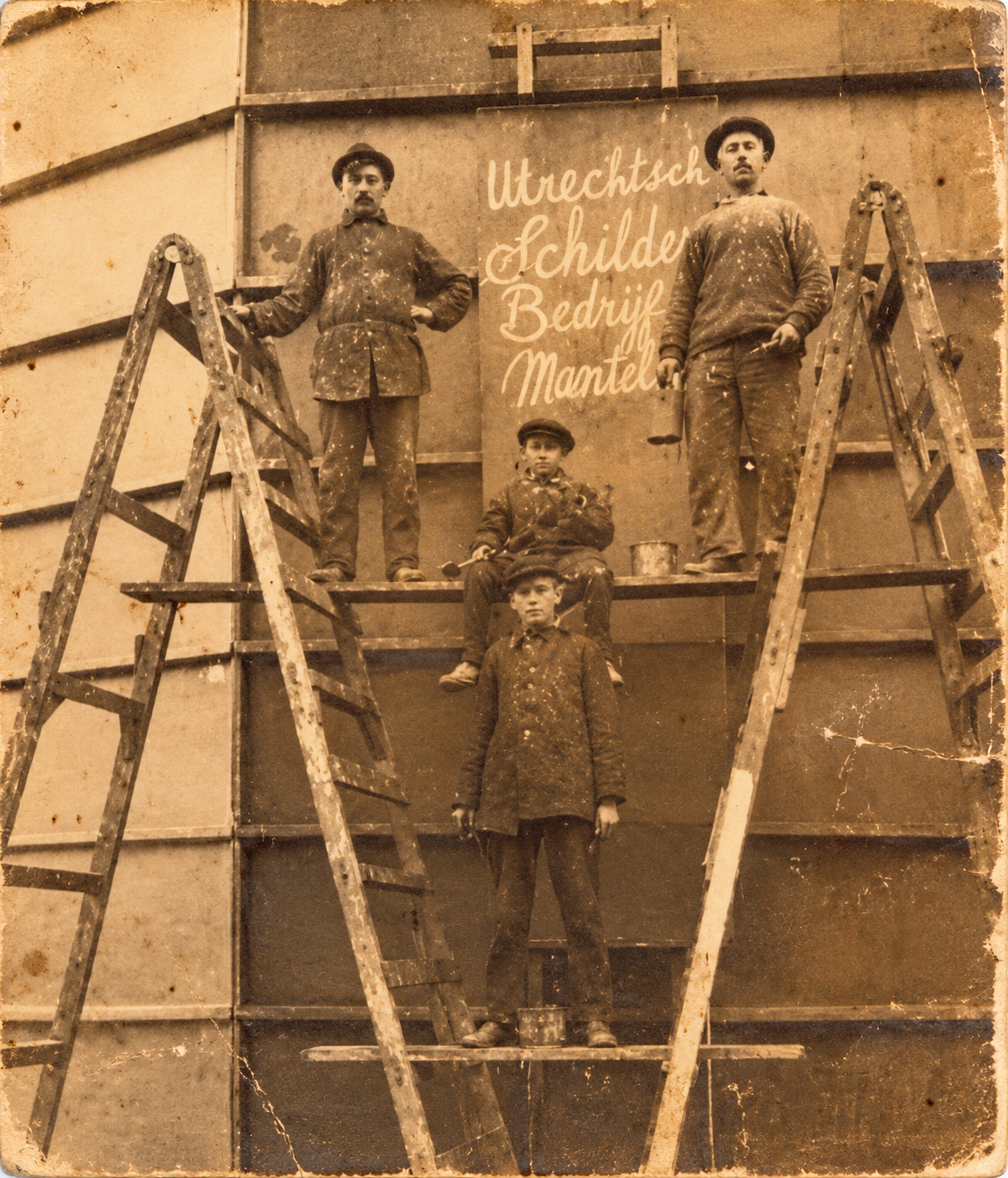 Werkschilders van het Utrechtsch Schilderbedrijf Mantel, omstreeks 1900